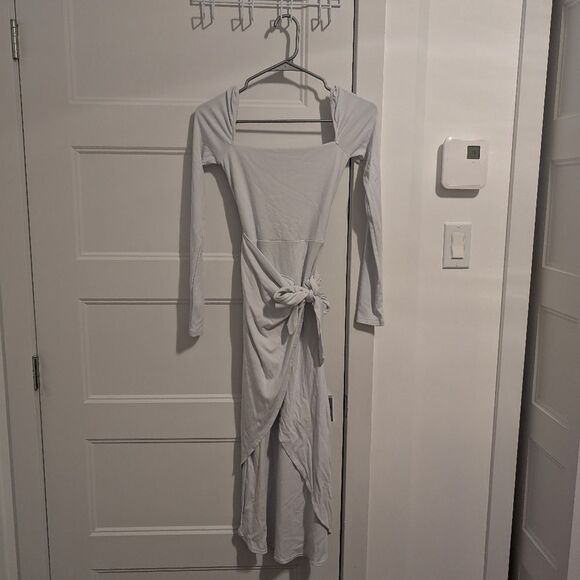 Aritzia/Wilfred Saturn Midi Dress Sz XS - Picture 2 of 5